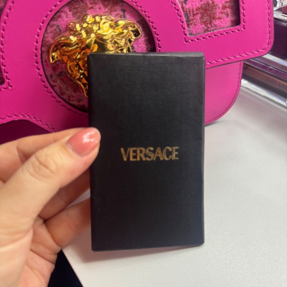 Versace pink handbag - Picture 9 of 9